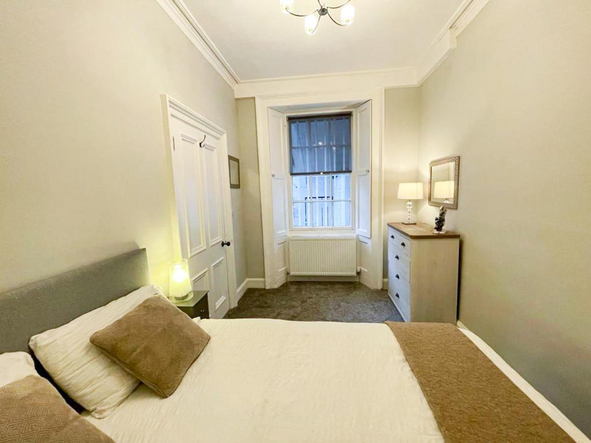 2bed, Private Garden & Fireplace, Near Water Of Leith Apartment EDI